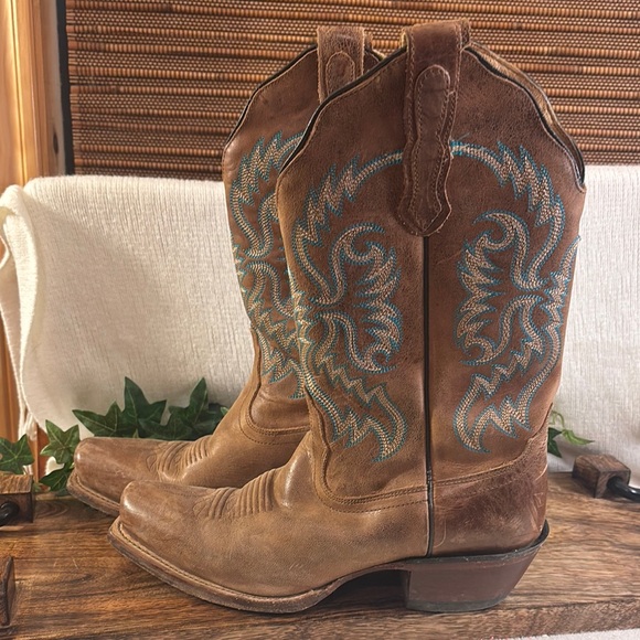 Nocona Brown and Blue Heeled Boots - Picture 2 of 8